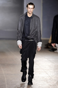 KRIS_LOOK16.jpg