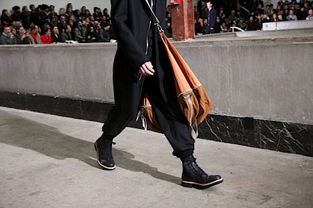 KRISVANASSCHE_LOOK2011-12AW_TIURF049.jpg KRISVANASSCHE_LOOK2011-12AW_TIURF049.jpg