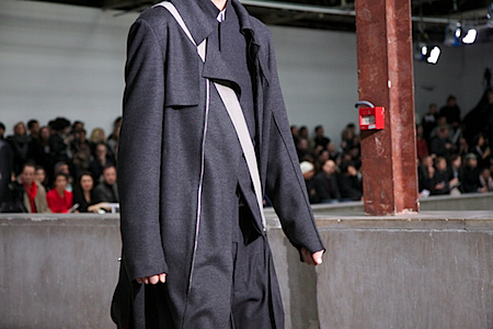 KRISVANASSCHE_LOOK2011-12AW_TIURF077.jpg KRISVANASSCHE_LOOK2011-12AW_TIURF077.jpg