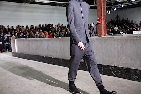 KRISVANASSCHE_LOOK2011-12AW_TIURF083.jpg KRISVANASSCHE_LOOK2011-12AW_TIURF083.jpg