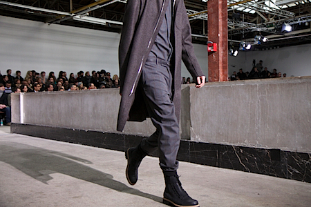 KRISVANASSCHE_LOOK2011-12AW_TIURF086.jpg KRISVANASSCHE_LOOK2011-12AW_TIURF086.jpg