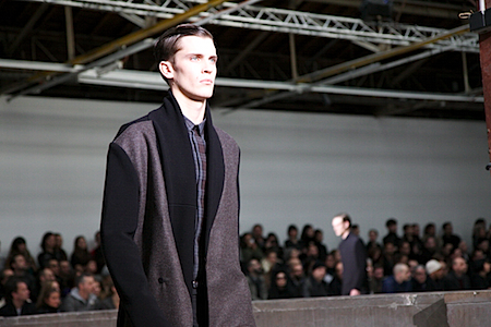 KRISVANASSCHE_LOOK2011-12AW_TIURF091.jpg KRISVANASSCHE_LOOK2011-12AW_TIURF091.jpg