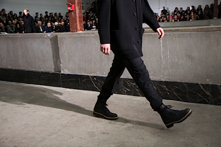 KRISVANASSCHE_LOOK2011-12AW_TIURF097.jpg KRISVANASSCHE_LOOK2011-12AW_TIURF097.jpg