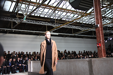 KRISVANASSCHE_LOOK2011-12AW_TIURF105.jpg KRISVANASSCHE_LOOK2011-12AW_TIURF105.jpg