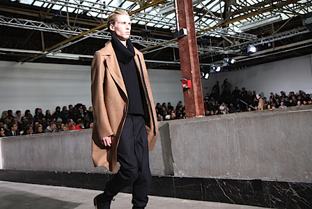 KRISVANASSCHE_LOOK2011-12AW_TIURF106.jpg KRISVANASSCHE_LOOK2011-12AW_TIURF106.jpg