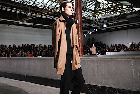 KRISVANASSCHE_LOOK2011-12AW_TIURF110.jpg KRISVANASSCHE_LOOK2011-12AW_TIURF110.jpg