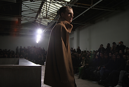 KRISVANASSCHE_LOOK2011-12AW_TIURF116.jpg KRISVANASSCHE_LOOK2011-12AW_TIURF116.jpg