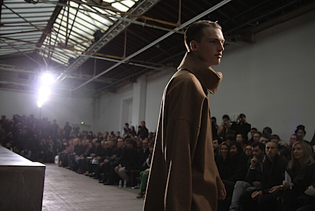 KRISVANASSCHE_LOOK2011-12AW_TIURF117.jpg KRISVANASSCHE_LOOK2011-12AW_TIURF117.jpg